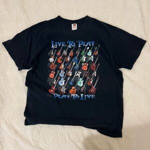 Oversized vintage guitar tee 🎸